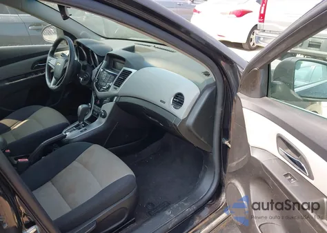 2012 Chevrolet Cruze Ls z USA, uszkodzony, nr VIN 1G1PC5SH8C7255716